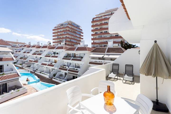 Gîte pour 4 personnes, avec terrasse et piscine à Playa de las Américas - 3