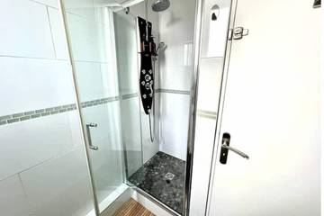 Appartement De Vacances pour 2 Personnes dans Champigny-sur-Marne, Val-de-Marne, Photo 3