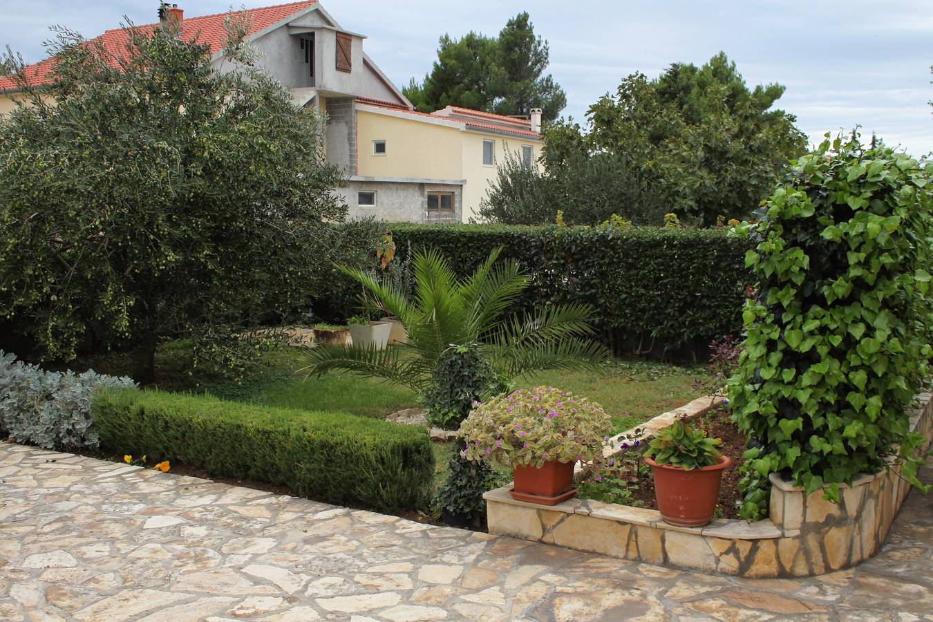 Entire apartment, Studio flat with balcony and sea view Vrsi - Mulo, Zadar As-5796-a in Mulo, Vrsi