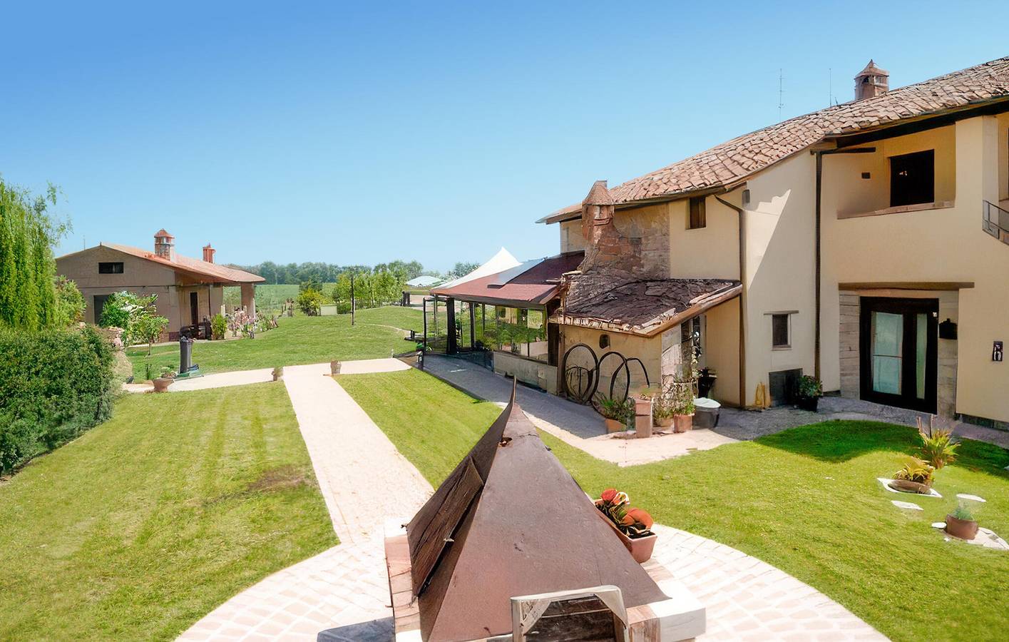 Rustig appartement met uitzicht op het meer, zwembad en wifi in Castiglione del Lago, Trasimeense Meer