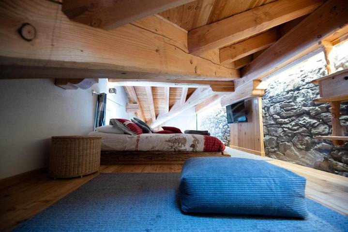 Maison d’hôte pour 2 personnes, avec vue et jardin, animaux acceptés