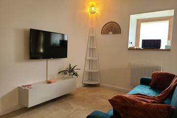 Gîte pour 4 personnes, avec terrasse à Château-Verdun (Ariège)