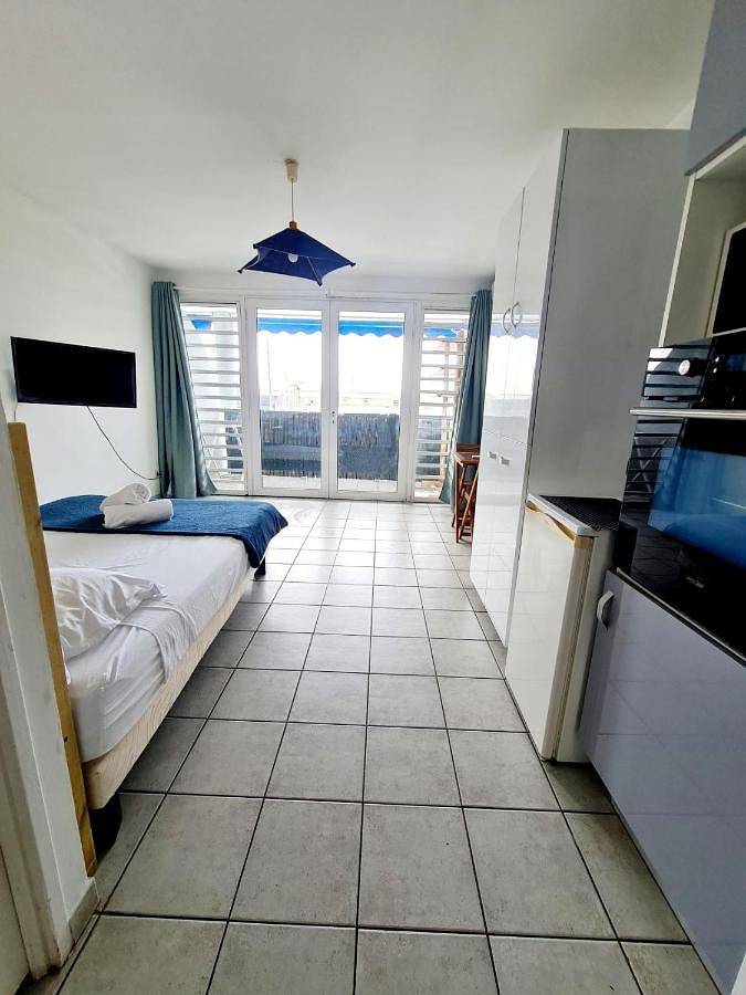 Gîte pour 2 personnes, avec terrasse et vue dans Marina du Marin - 3