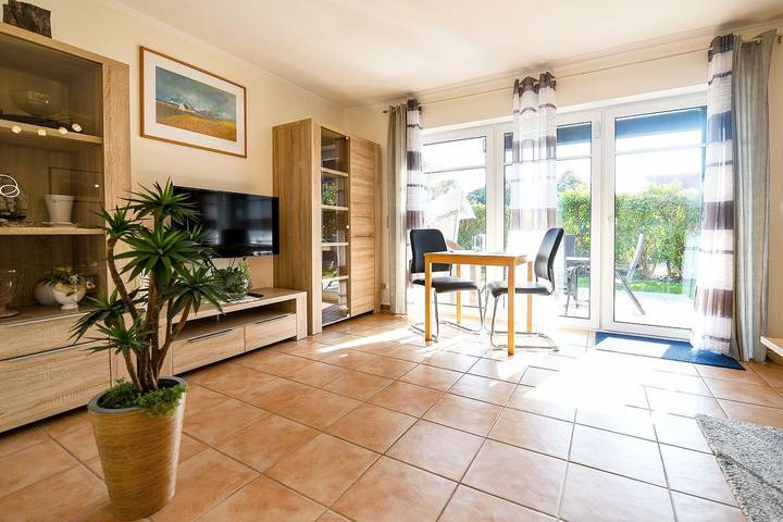 Ferienwohnung für 4 Personen, mit Garten und Ausblick in Sahlenburg - 2