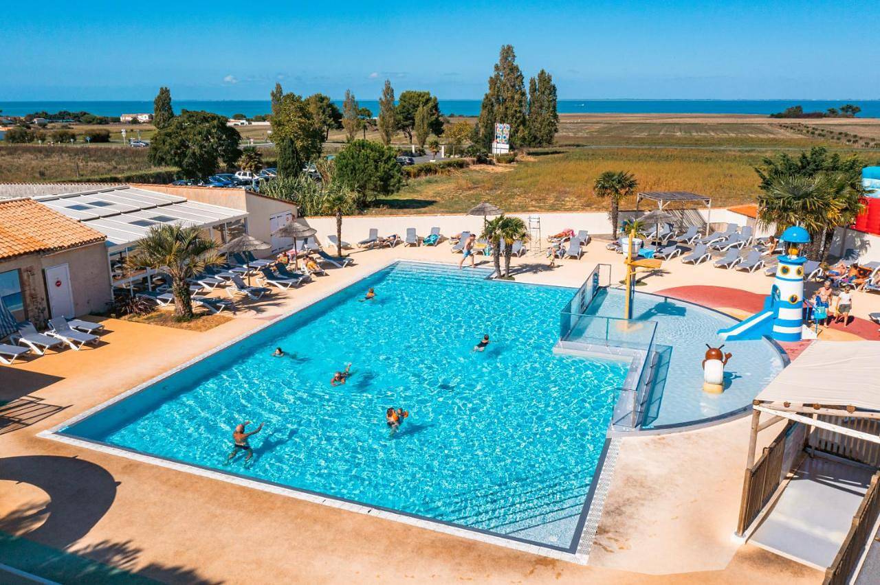 Camping Les Peupliers in La Flotte, Île de Ré