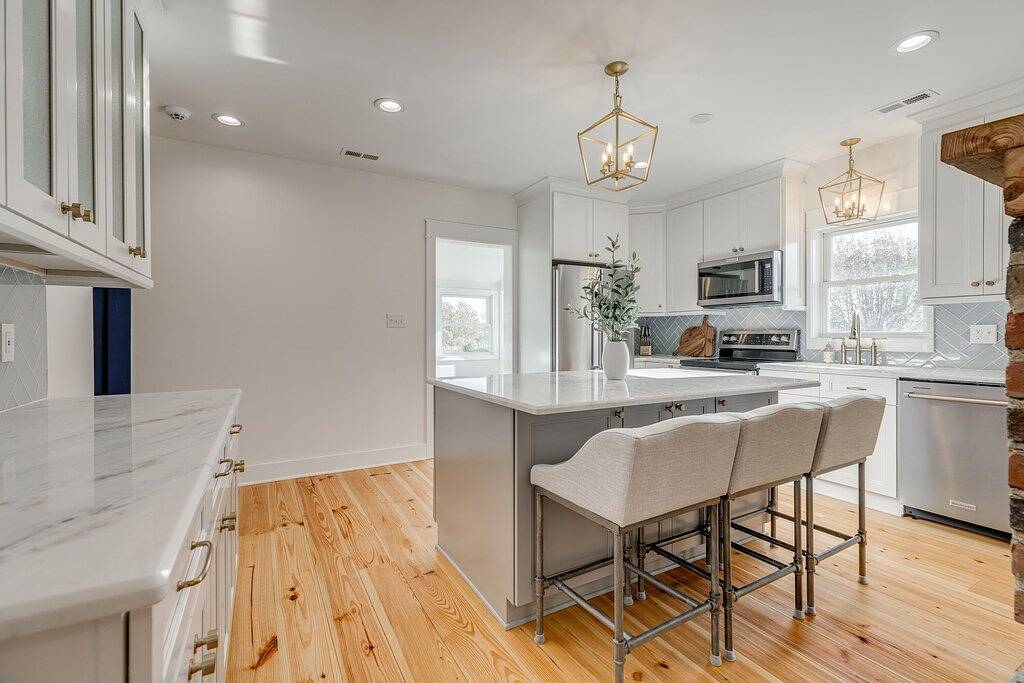 Modern Farm House At The Monroe Executive Airport! in Union County (NC)