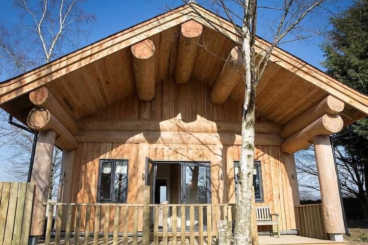 Cottage for 2 people, with garden and hot tub as well as balcony in North Yorkshire