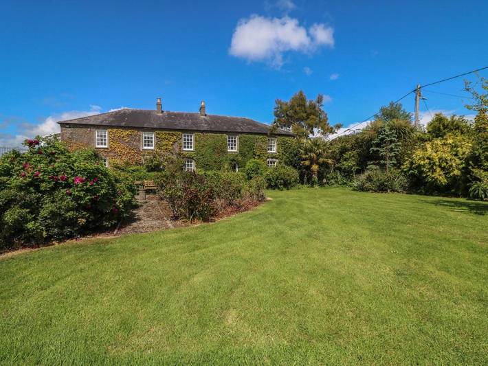 Holiday rental for 10 people, with Garden in Dungarvan