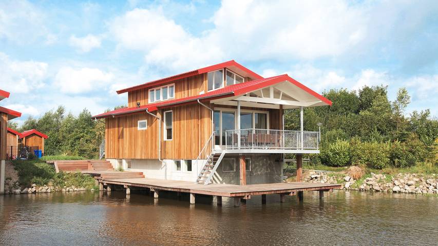 Ferienhaus für 12 Personen, mit Terrasse und Balkon/Terrasse in Friesland - 2