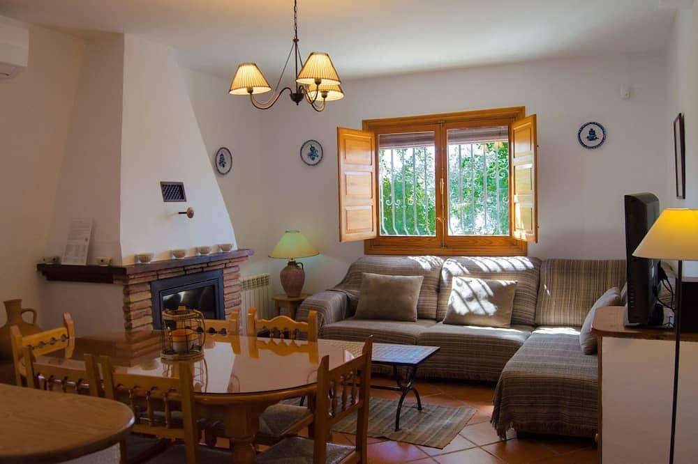 Ländliches Haus mit Jacuzzi in Válor, Provincia de Granada