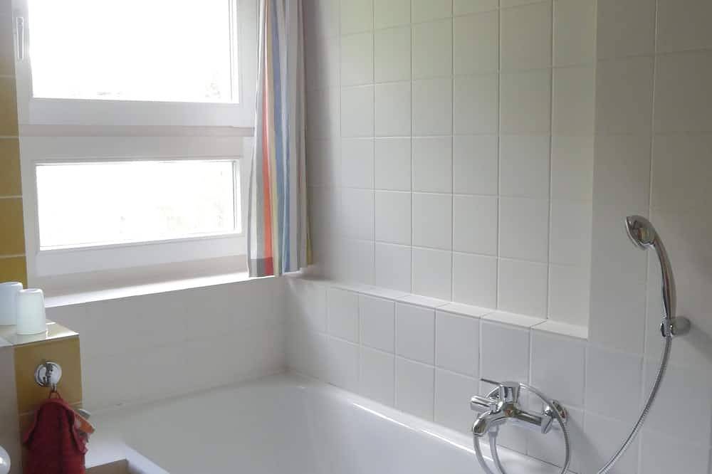 Ganze Wohnung, Vom Wellenrauschen geweckt und mit Wellenrauschen einschlafen!\n5 Min zum See in Konstanz, Obersee (Bodensee)