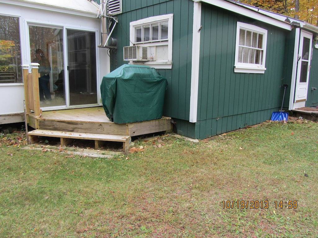 Landhaus, etwas abseits der Straße gesetzt, schöne Lage, 1/2 Meile zum Strand in Moultonborough, Squam Lake