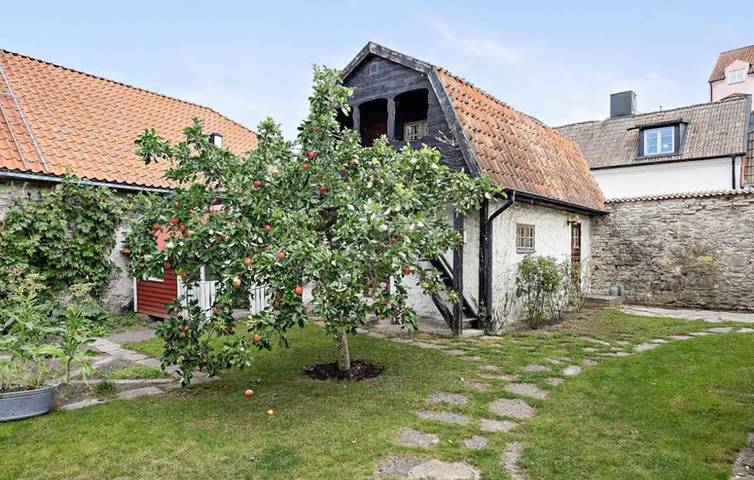 Feriehus for 6 personer, med Hage i Visby