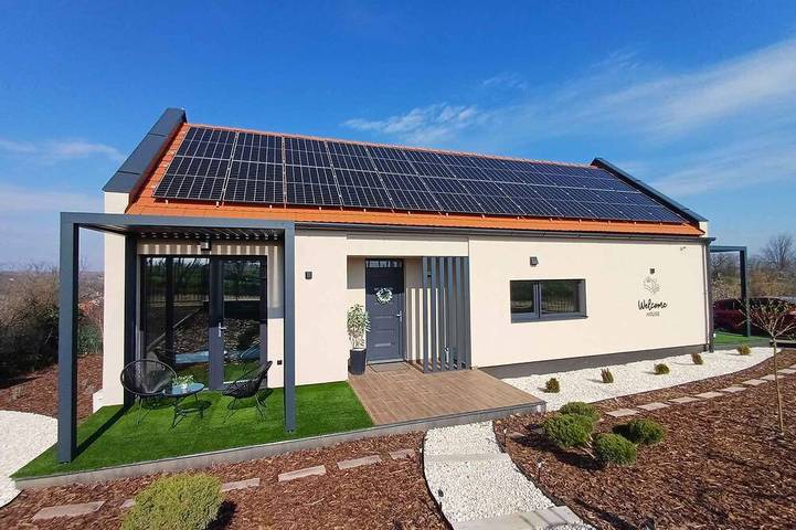 Ferienhaus für 6 Personen, mit Sauna und Whirlpool sowie Garten - 1