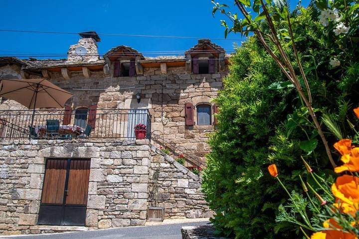 Location de vacances pour 6 personnes, avec terrasse à Les Bondons - 2