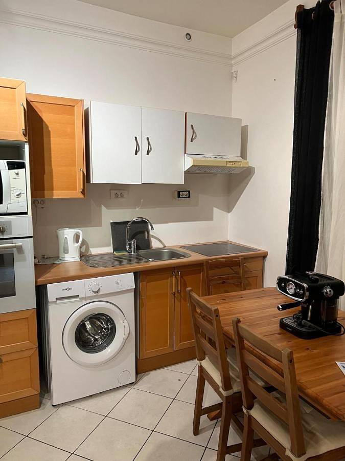 Appartement entier, One-Bedroom Apartment in La Ferté-Gaucher, Seine-et-Marne