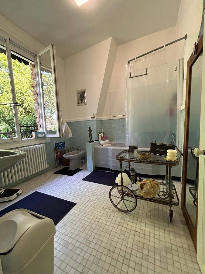 Double or Twin Room with Bathroom in Taverny (Val-d'Oise), Val-d'Oise
