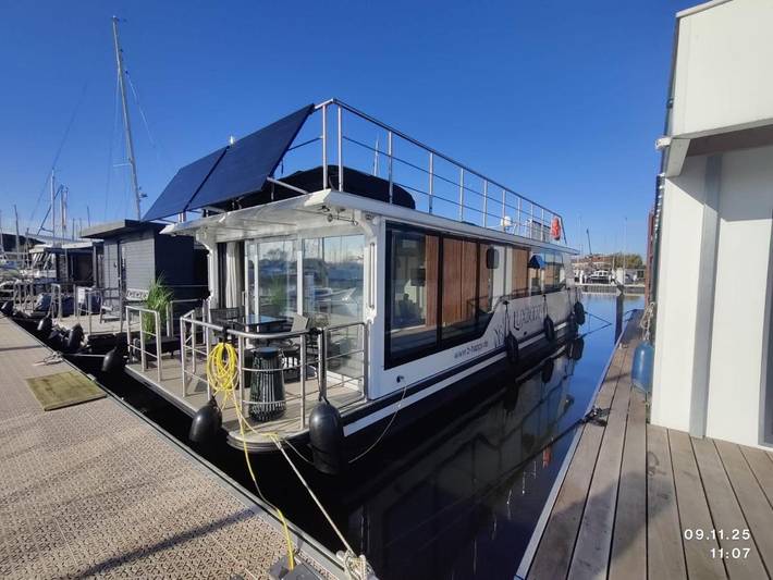 Boot für 4 Personen, mit Terrasse und Ausblick