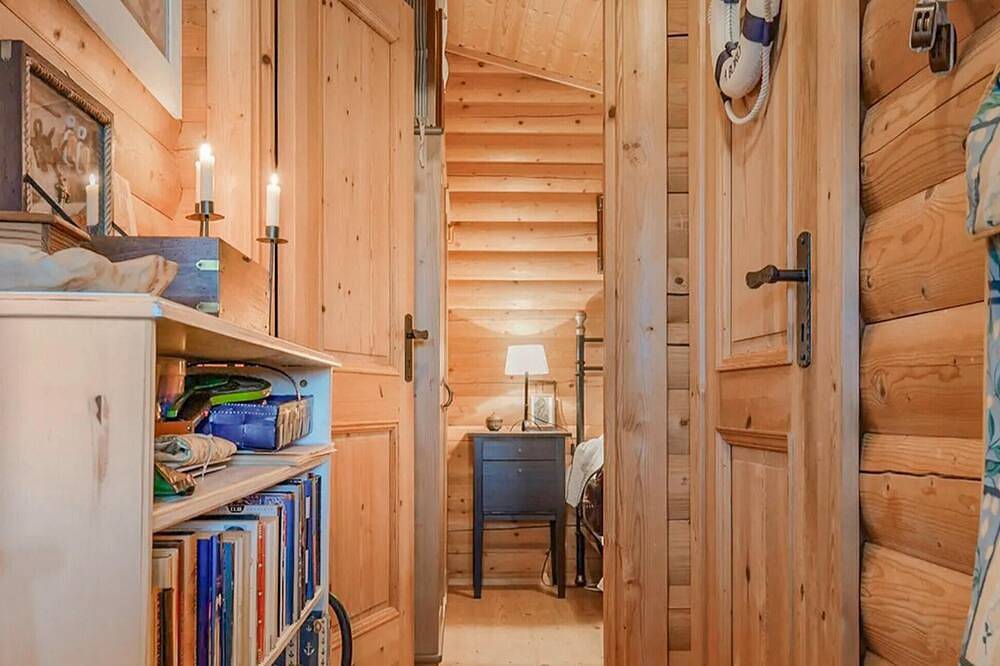 5 bedroom gorgeous home in Skjærhalden in Hvaler 