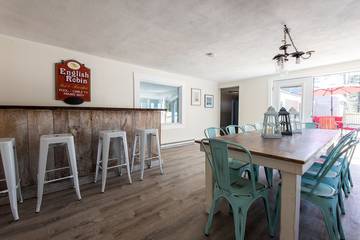 Vacation House for 12 Guests in Kennebunk, Maine, Picture 2