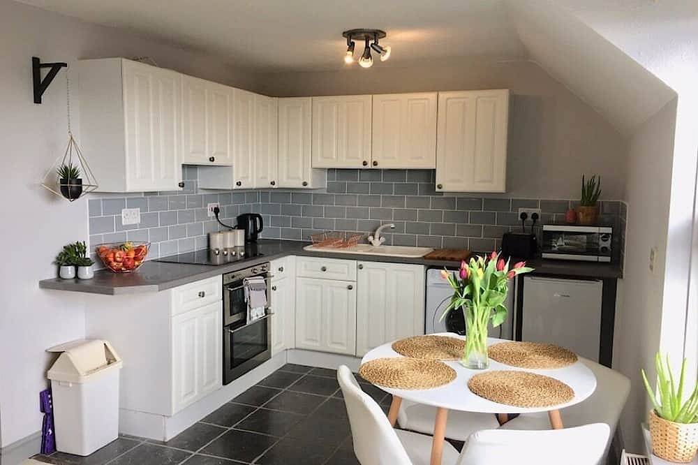 Entire apartment, Central Woolacombe Apartment with stylish decor and private parking in Woolacombe, Devon