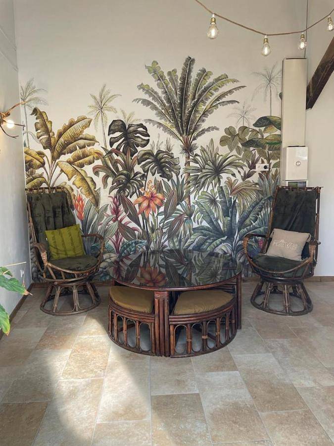 Gîte pour 6 personnes, avec terrasse à Monchy-Humières