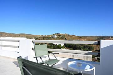 Gîte pour 2 personnes, avec balcon et vue dans Kithnos Chora