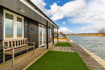 Chalet for 6 People in Great Yarmouth, Norfolk, Photo 1