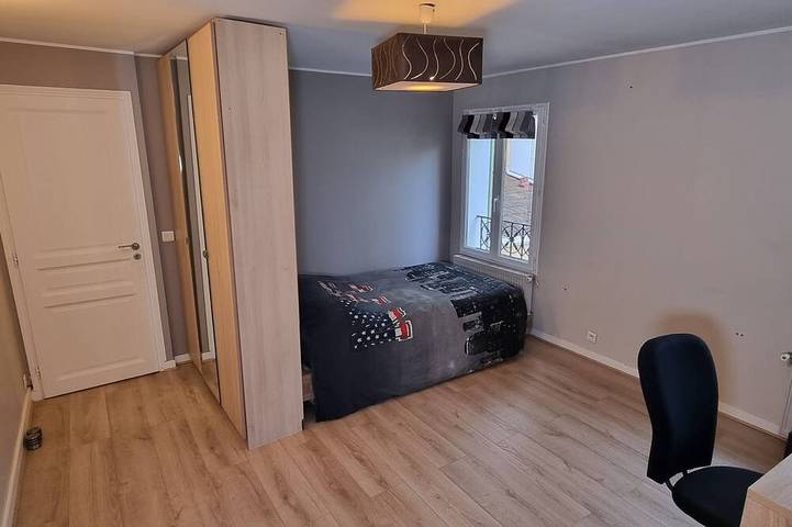 Location de vacances pour 12 personnes, avec balcon à La Garenne-Colombes - 3