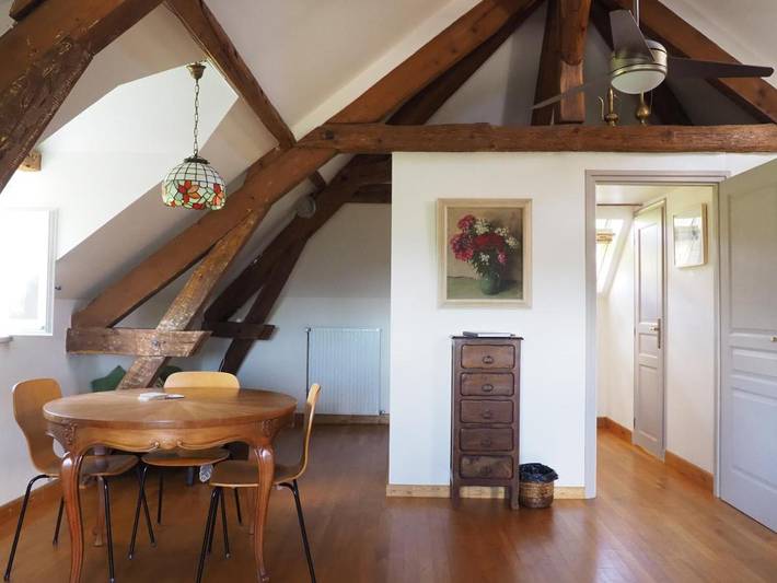 Location de vacances pour 2 personnes, avec terrasse ainsi que jardin et vue à Cussy-en-Morvan - 3