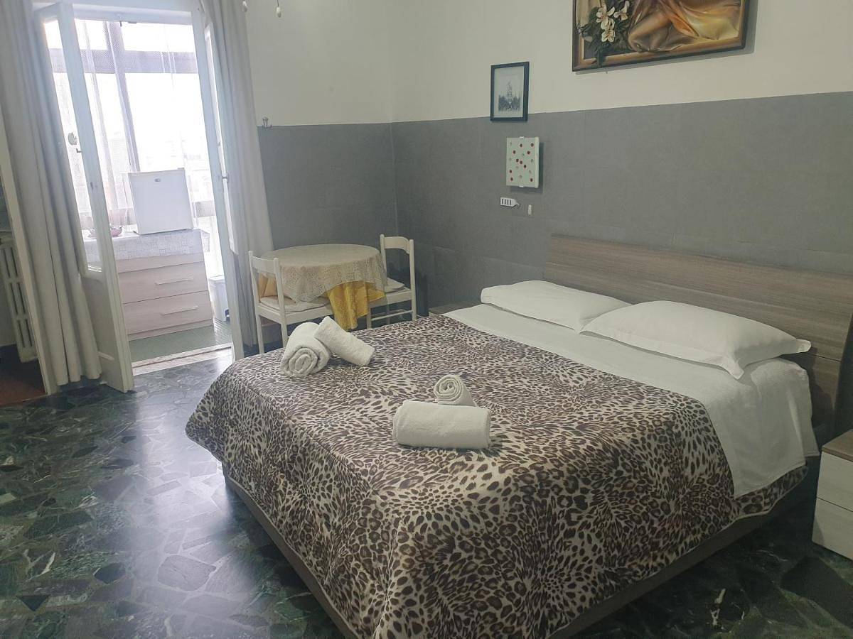 Two bedrooms with balcony in Bari, Province de Bari