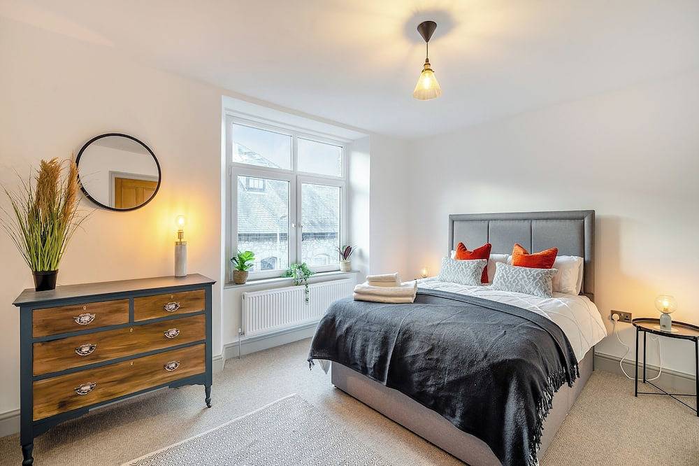 3 bedroom accommodation in Kendal in Kendal, Lake District