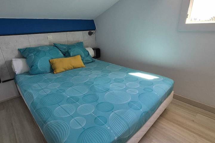 🌴 *Cosy cottage in Lavandou - Walking distance to the beach, swimming pool, private parking 🌴 in Le Lavandou, Parc national Port-Cros
