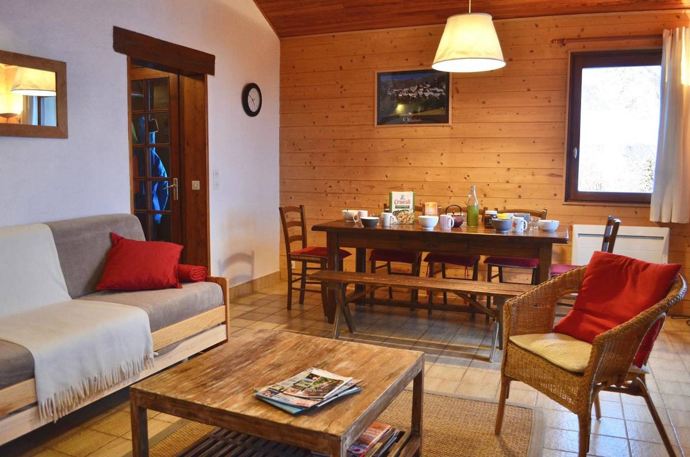 Appartement entier, Appartement 'Les Cabrettes - Confort' avec vue sur montagne et balcon in Villard-Reculas, Parc national des Écrins