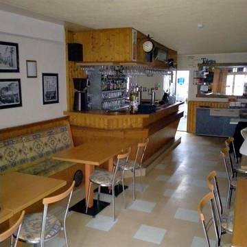 Hôtel pour 2 personnes, avec terrasse, animaux acceptés à Châlus