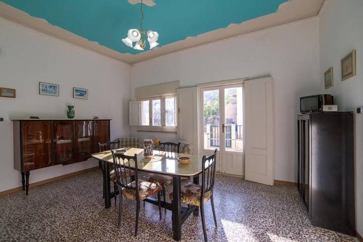 Location de vacances pour 10 personnes, avec jardin à Cava d'Aliga - 4