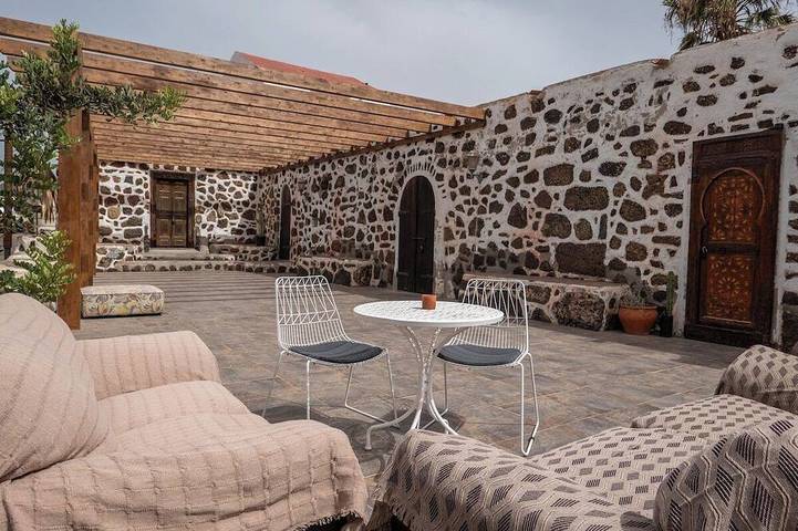 Hôtel pour 6 personnes, avec piscine