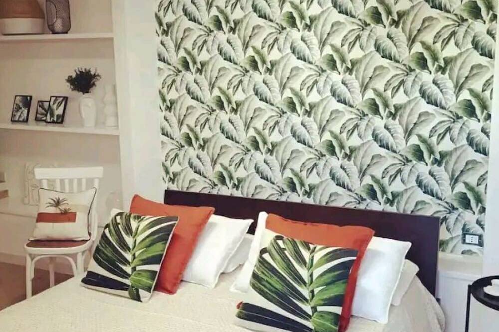 Entire apartment, 'Casetta 45 in Maruggio, Gulf of Taranto