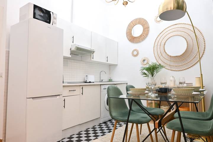 Apartamento entero, M Vive la vida madrileña! Acogedora viv in Centro (Madrid), Madrid