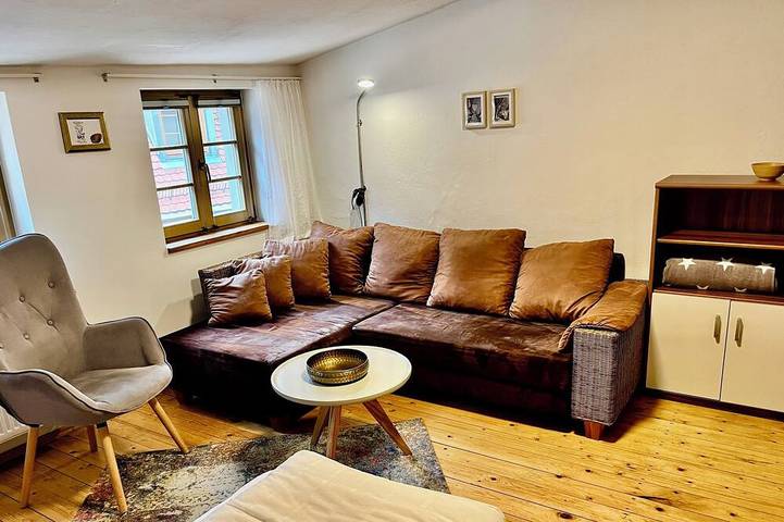 Ferienwohnung für 3 Personen, mit Whirlpool und Garten - 1