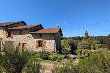 Gîte pour 4 personnes, avec jardin, animaux acceptés dans Gruey-lès-Surance