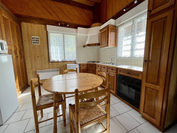 Gîte pour 4 personnes, avec terrasse à Serres-sur-Arget - 2