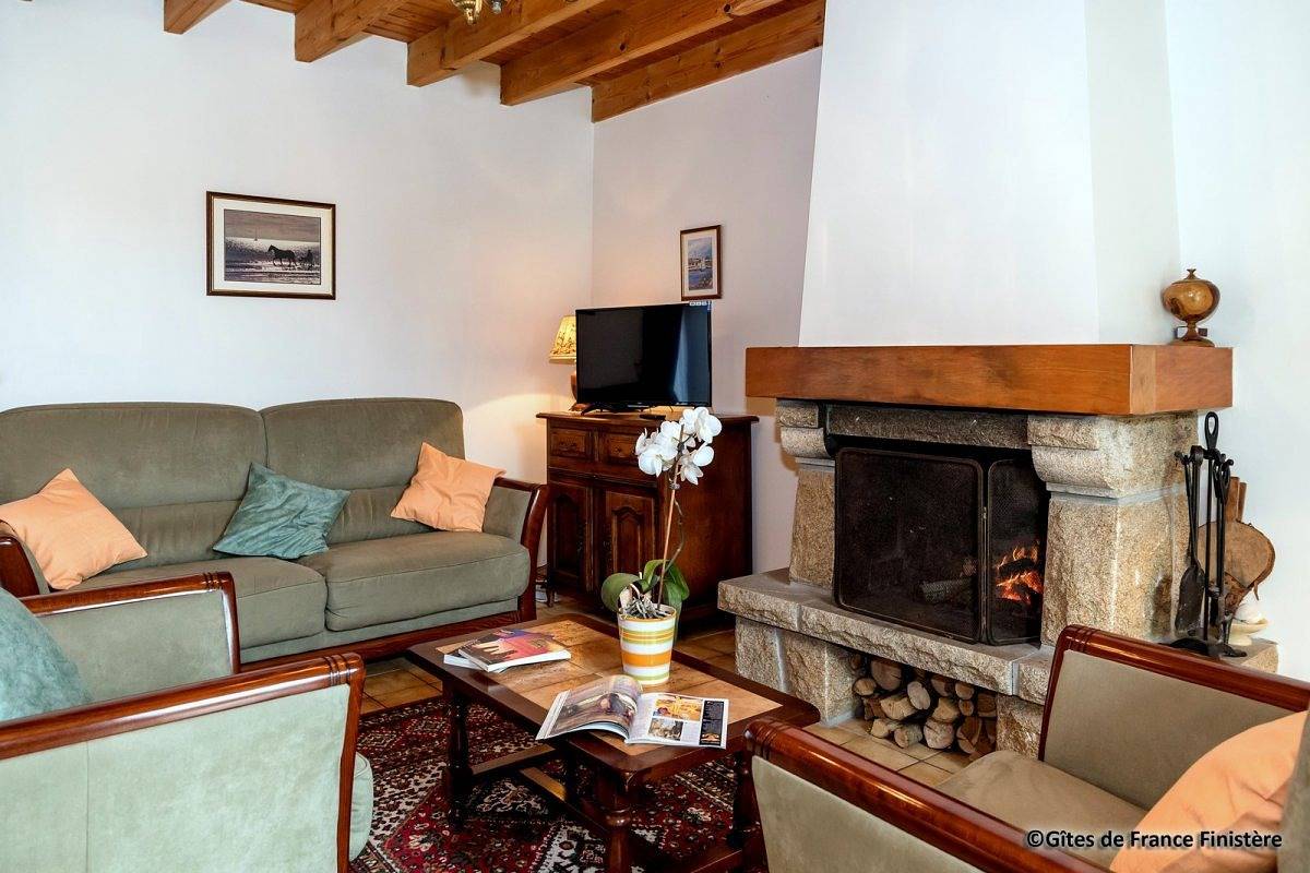 Gite 11852 Ty Nay in Saint-Nic, Iroise