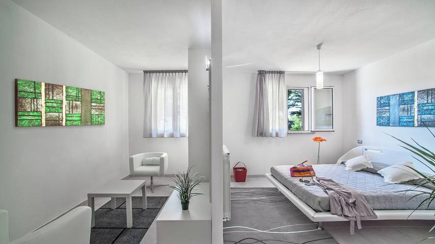 Gîte pour 7 personnes, avec jacuzzi ainsi que jardin et piscine, animaux acceptés à Tavullia - 4