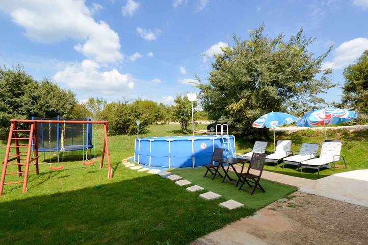 Ferienwohnung für 8 Personen, mit Balkon und Garten in Barban - 3