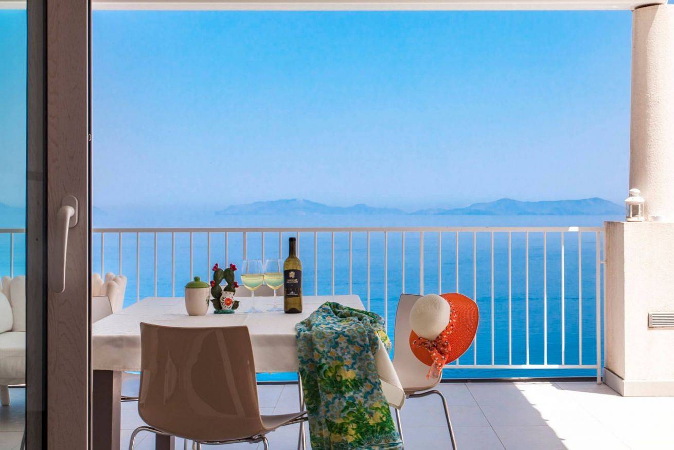 Villa Vulcano - Villa with private pool and  panoramic sea view in Capo d'Orlando, Messina Province