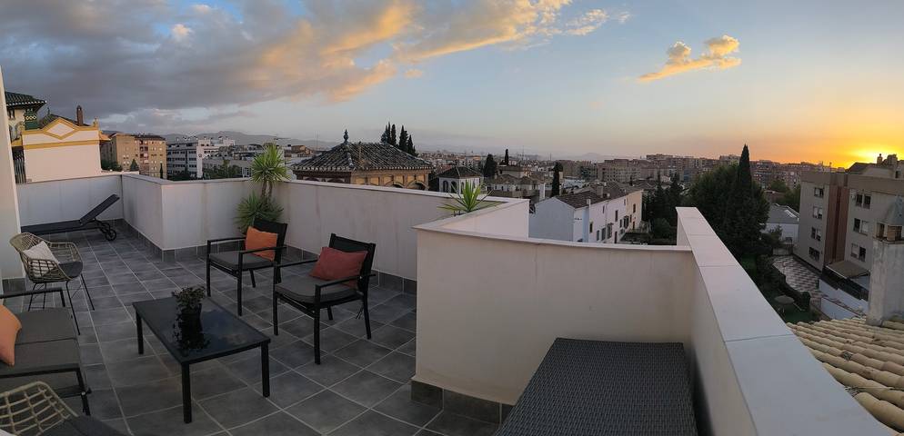Ferienhaus 'Haus mit Garten, Parkplatz' mit Bergblick und Klimaanlage in Genil, Granada