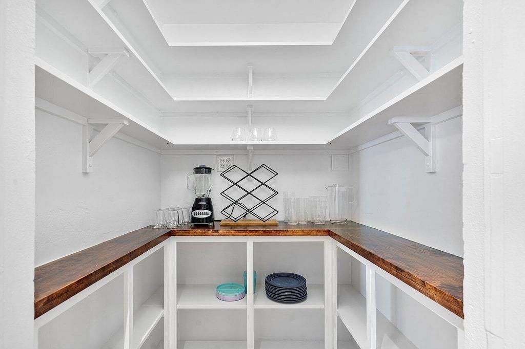 Spacious Private Pool Oasis in Delray Beach, Palm Beach County