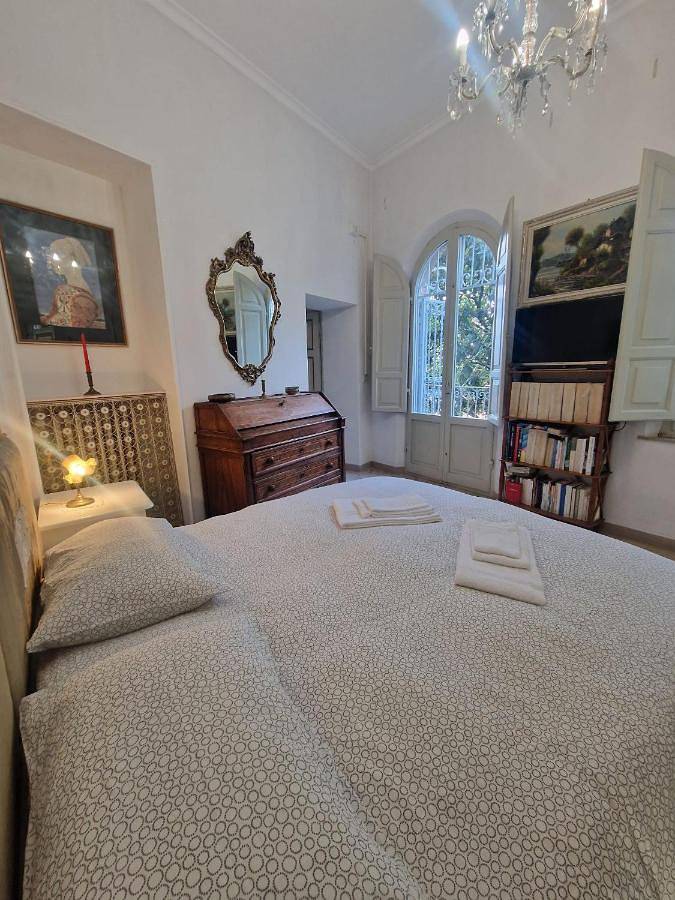 Ferienwohnung für 2 Personen, mit Balkon und Terrasse sowie Garten und Seeblick