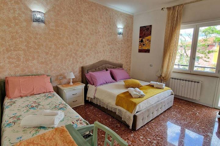 Appartement entier, Vacation House Fiore Ciampino Airport - Rome Station in Ciampino, Parco Regionale dei Castelli Romani